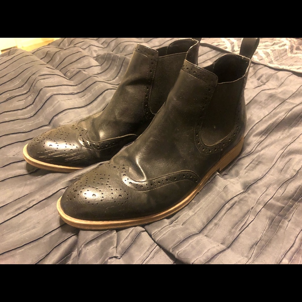 Chelsea boots